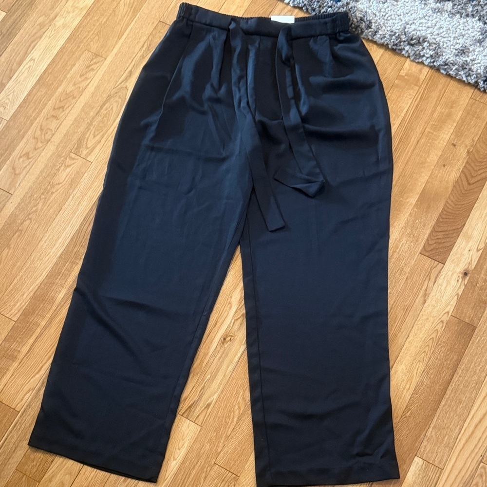 Women’s Black Pants